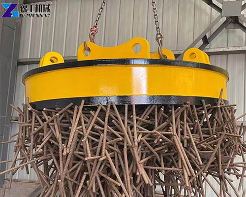 excavator magnet lifting scrap metal