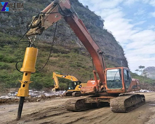hydraulic stone splitter working scenario