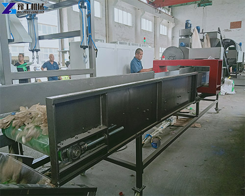 pet recycling line working